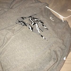 Nike long sleeve shirt
